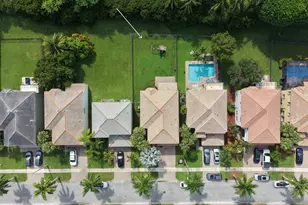9135 Dupont Pl, Wellington, FL 33414 - Photo 45