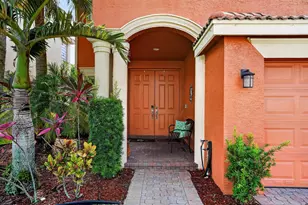 9135 Dupont Pl, Wellington, FL 33414 - Photo 3