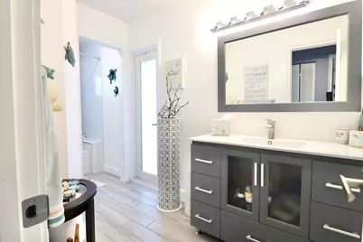 7801 NW 85th Avenue, Tamarac, FL 33321 - Photo 15