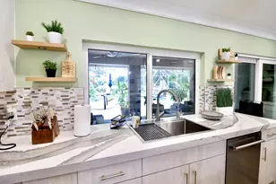 7801 NW 85th Ave, Tamarac, FL 33321 - Photo 3