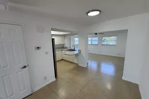 4717 NW 49th Pl, Tamarac, FL 33319 - Photo 3