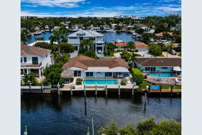 2750 NE 8th Court, Pompano Beach, FL 33062 - Photo 1