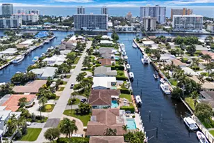 2750 NE 8th Ct, Pompano Beach, FL 33062 - Photo 43