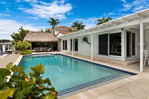 2750 NE 8th Ct, Pompano Beach, FL 33062 - Photo 31