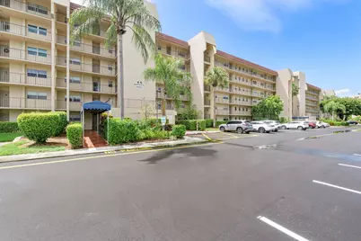 3590 Via Poinciana #107, Lake Worth, FL 33467 - Photo 1