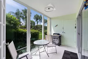 3590 Via Poinciana, Lake Worth, FL 33467 - Photo 5