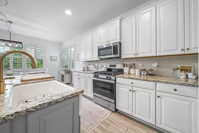 924 Deer Haven Drive, The Acreage, FL 33470 - Photo 13