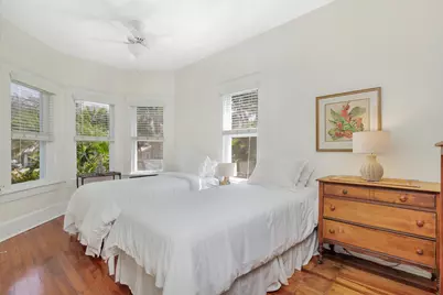 1211 Florida Avenue, West Palm Beach, FL 33401 - Photo 5