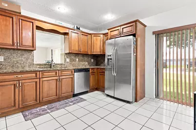 7918 Hibiscus Circle #59, Tamarac, FL 33321 - Photo 17