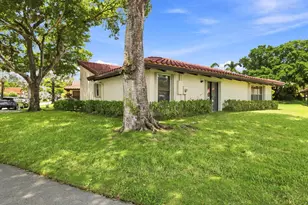 7918 Hibiscus Cir, Tamarac, FL 33321 - Photo 35