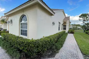 8110 Carnoustie Pl, Port Saint Lucie, FL 34986 - Photo 7