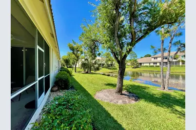 8110 Carnoustie Place, Port Saint Lucie, FL 34986 - Photo 37