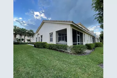 8110 Carnoustie Place, Port Saint Lucie, FL 34986 - Photo 9