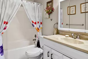 226 Lake Constance Dr, West Palm Beach, FL 33411 - Photo 31