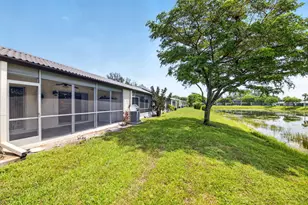 226 Lake Constance Dr, West Palm Beach, FL 33411 - Photo 35