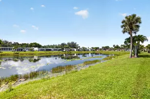 226 Lake Constance Dr, West Palm Beach, FL 33411 - Photo 41