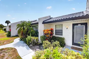 226 Lake Constance Dr, West Palm Beach, FL 33411 - Photo 37