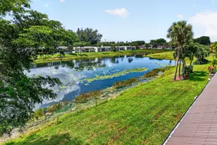 226 Lake Constance Dr, West Palm Beach, FL 33411 - Photo 47