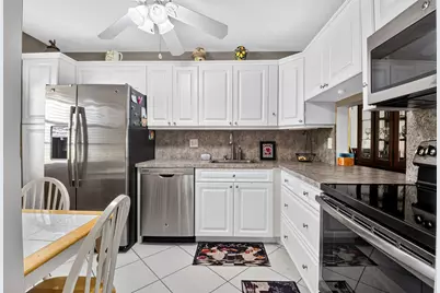 226 Lake Constance Drive #226, West Palm Beach, FL 33411 - Photo 3