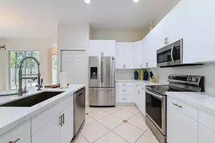 6657 Lurais Dr, Lake Worth, FL 33463 - Photo 11