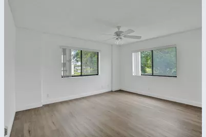 8030 Hampton Boulevard #106, North Lauderdale, FL 33068 - Photo 19