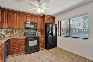 8030 Hampton Blvd, North Lauderdale, FL 33068 - Photo 7