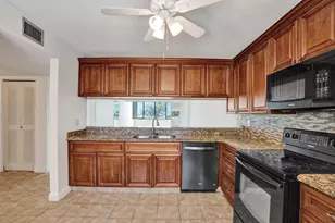 8030 Hampton Blvd, North Lauderdale, FL 33068 - Photo 7