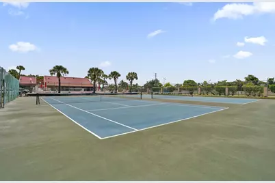 8030 Hampton Boulevard #106, North Lauderdale, FL 33068 - Photo 31