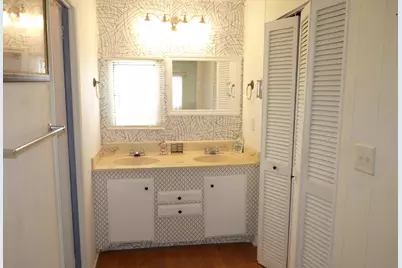 8933 Cypress Street, Boynton Beach, FL 33436 - Photo 17