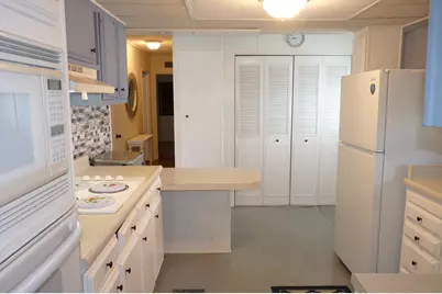 8933 Cypress Street, Boynton Beach, FL 33436 - Photo 11