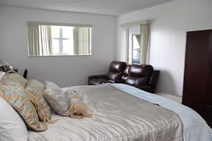 3425 Via Poinciana, Lake Worth, FL 33467 - Photo 17