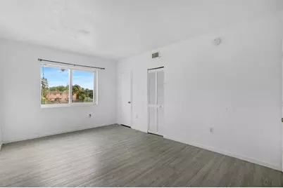306 NW 84th Terrace #306, Miami, FL 33150 - Photo 5