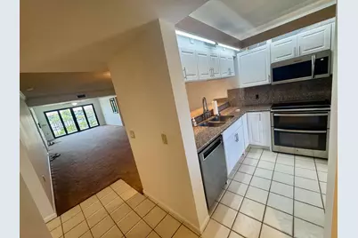 601 Seafarer Circle #405, Jupiter, FL 33477 - Photo 11