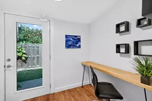 2702 NE 9th Ave, Wilton Manors, FL 33334 - Photo 15