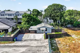 2702 NE 9th Ave, Wilton Manors, FL 33334 - Photo 31