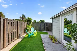 2702 NE 9th Ave, Wilton Manors, FL 33334 - Photo 25