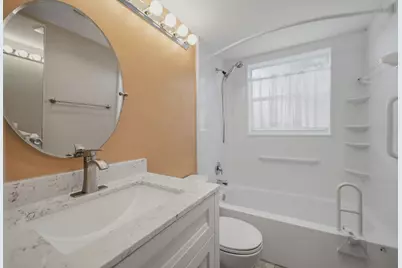132 Cambridge F #132, West Palm Beach, FL 33417 - Photo 9