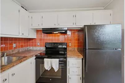 132 Cambridge F #132, West Palm Beach, FL 33417 - Photo 5