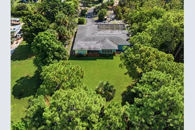 4916 SE Manatee Cove Road, Stuart, FL 34997 - Photo 19