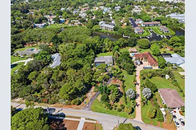 4916 SE Manatee Cove Road, Stuart, FL 34997 - Photo 5
