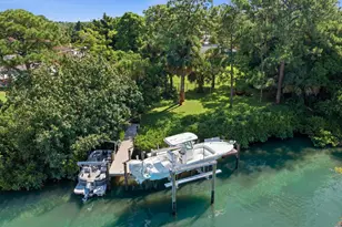 4916 SE Manatee Cove Rd, Stuart, FL 34997 - Photo 1