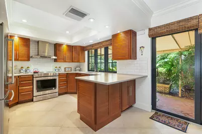 11290 Glen Oaks Court, North Palm Beach, FL 33408 - Photo 17