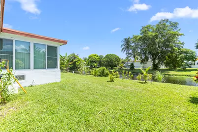 4200 NW 52nd Avenue, Lauderdale Lakes, FL 33319 - Photo 11