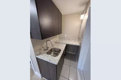 1711 N 17th Court #C, Hollywood, FL 33020 - Photo 3