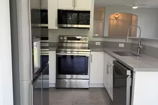 3251 Laurel Ridge Cir, Riviera Beach, FL 33404 - Photo 7