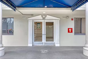 2621 Village Blvd, West Palm Beach, FL 33409 - Photo 17