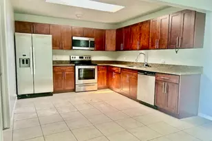 3339 NW 69th Ct, Fort Lauderdale, FL 33309 - Photo 7