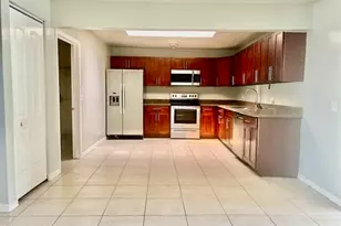 3339 NW 69th Ct, Fort Lauderdale, FL 33309 - Photo 5