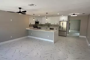 507 SW N Riverpoint Dr, Stuart, FL 34994 - Photo 1