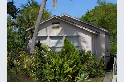 305 S F Street, Lake Worth, FL 33460 - Photo 1